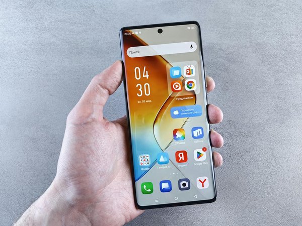 What role do video games play in enhancing digital skills in the UK?